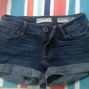 Bullhead jean shorts size 0