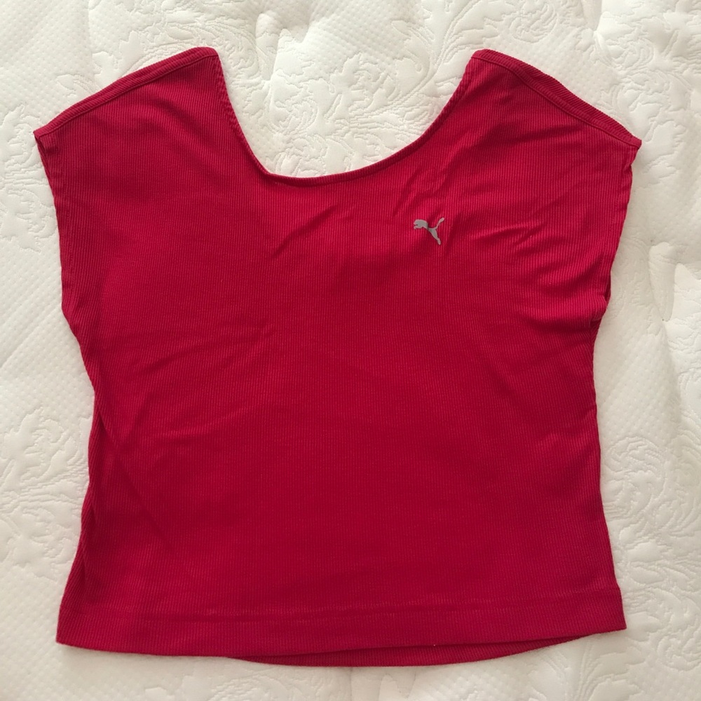 🚫SOLD LOCALLY🚫 Puma cropped activewear top