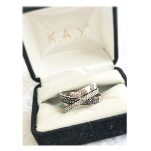 😍 SALE 😍 Kay Black & White Diamond Ring 925 SS