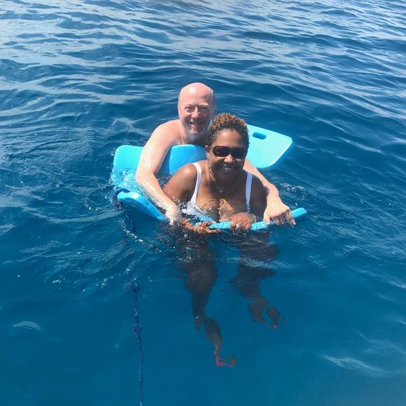 Meet your Posher, Ladonna - Picture 1 of 1