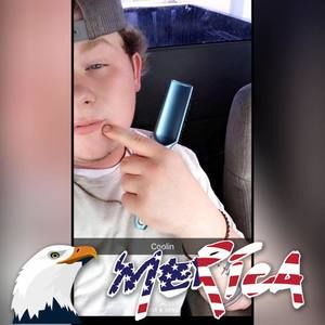 Meet your Posher, Dakota