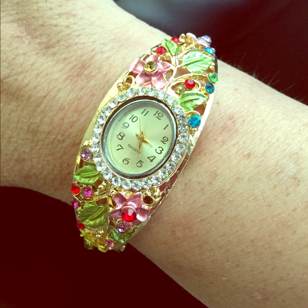 Rhinestone Flower Gold Plated Quartz Watch Bangle