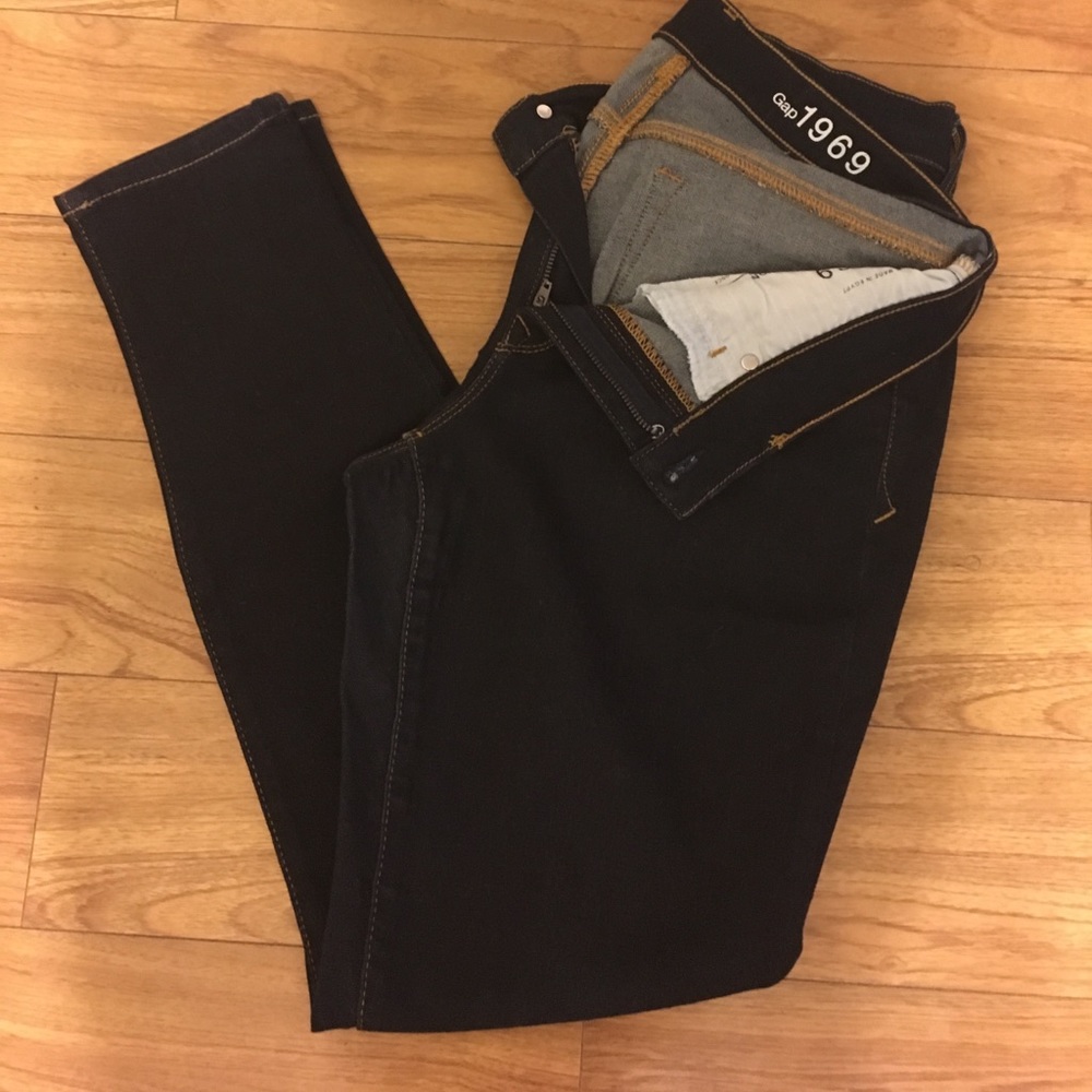 Gap 1969 Legging Jean, Dark Rinse.