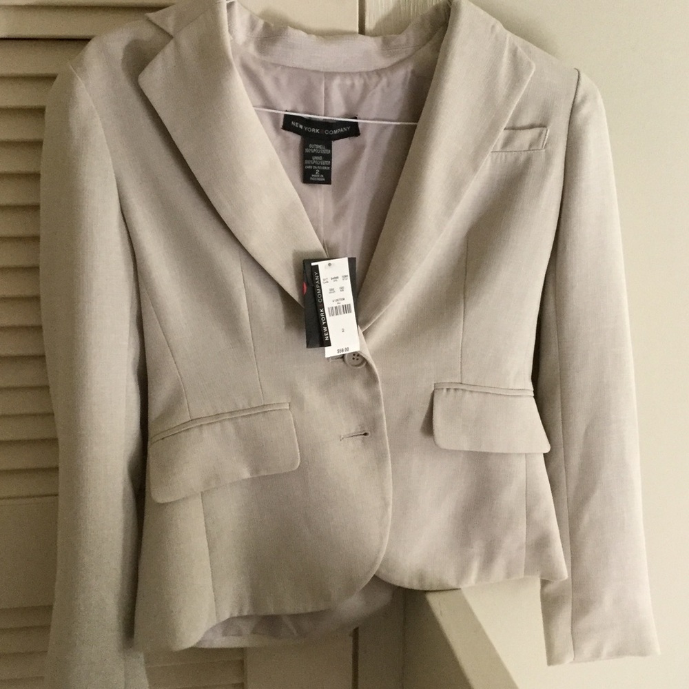 Beige/Cream Ladies Sz. 2 Suit Jacket