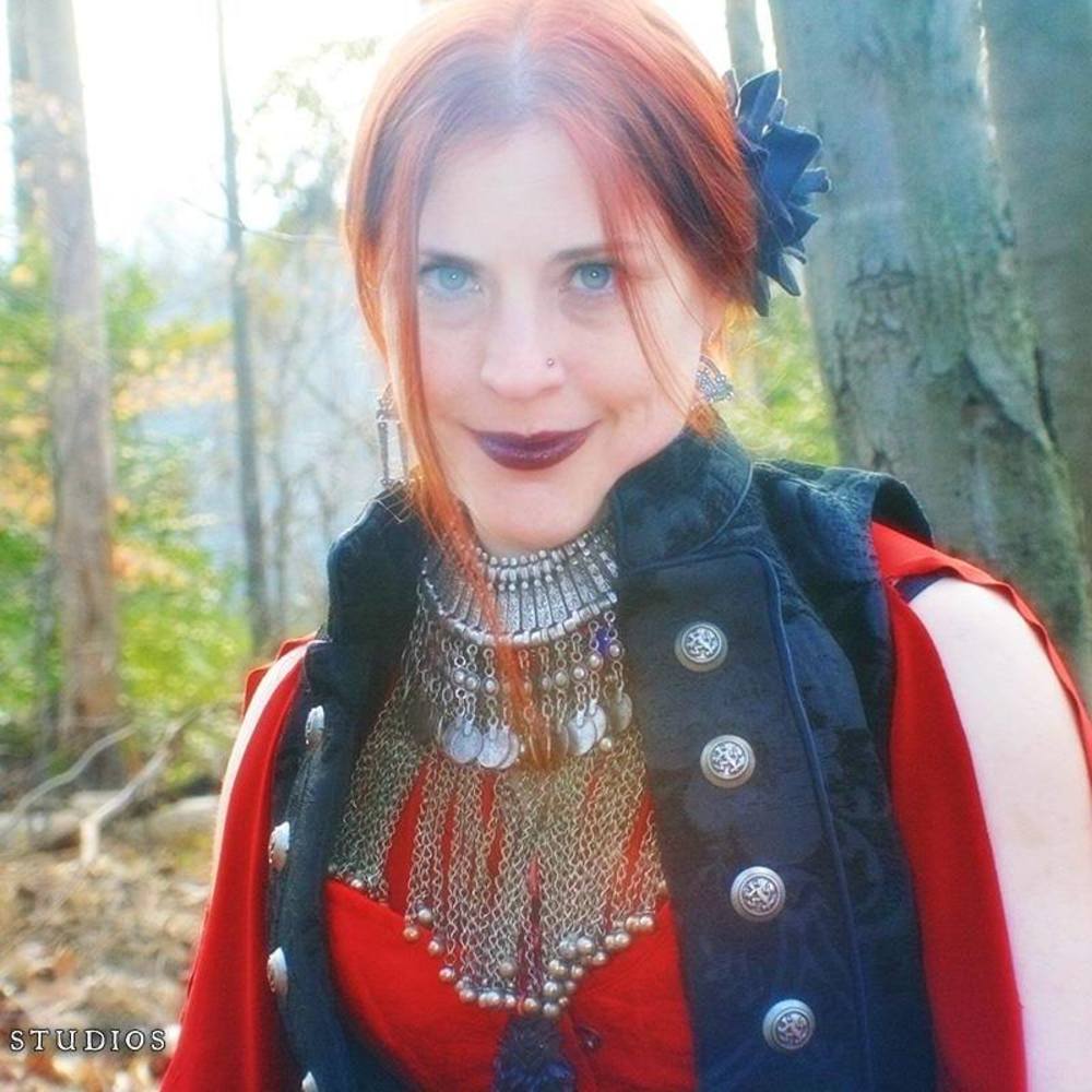 Meet your Posher, Liz