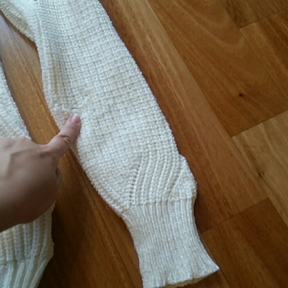 !SOLD!GLAMOROUS COLD SHOULDER OPEN SWEATER - Picture 5 of 8