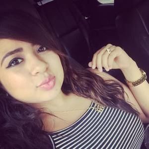 Meet your Posher, Mayra