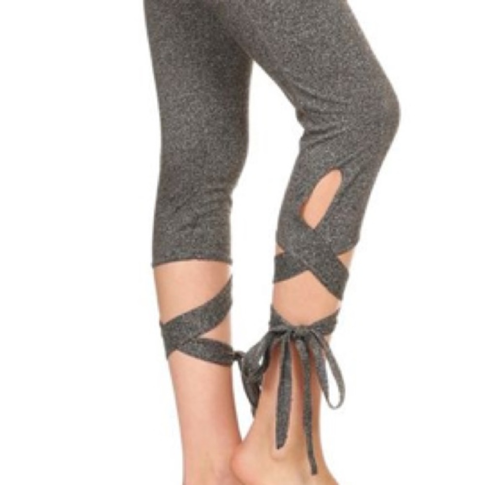 ✨HP✨ tie cuff yoga leggings grey mauve - Picture 3 of 6