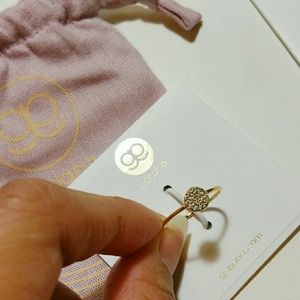 Brand new Gorjana Shimmer Disc Ring (gold) size 6