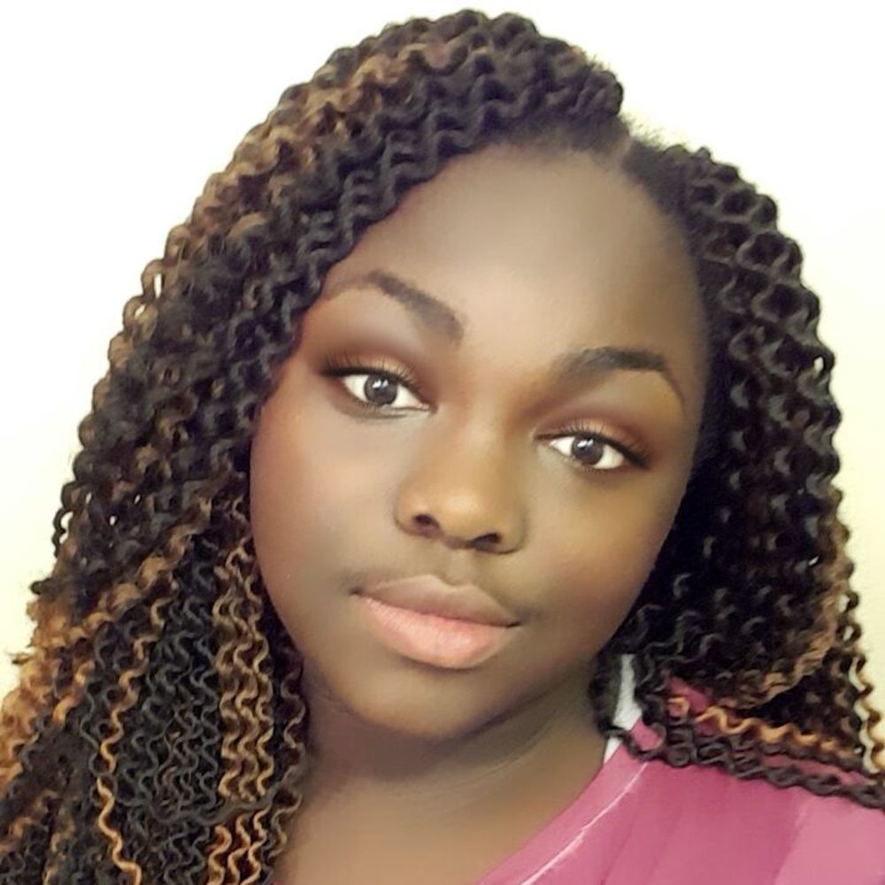Meet your Posher, Kennadi