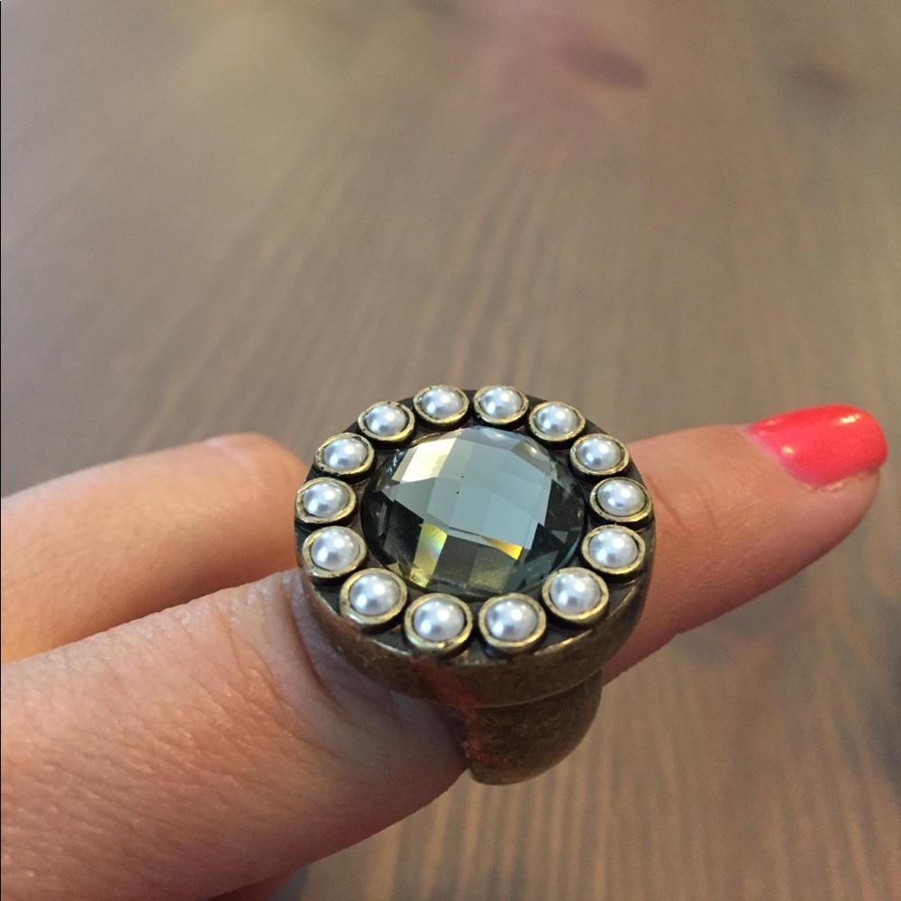 Lia Sophia Centerpiece Ring