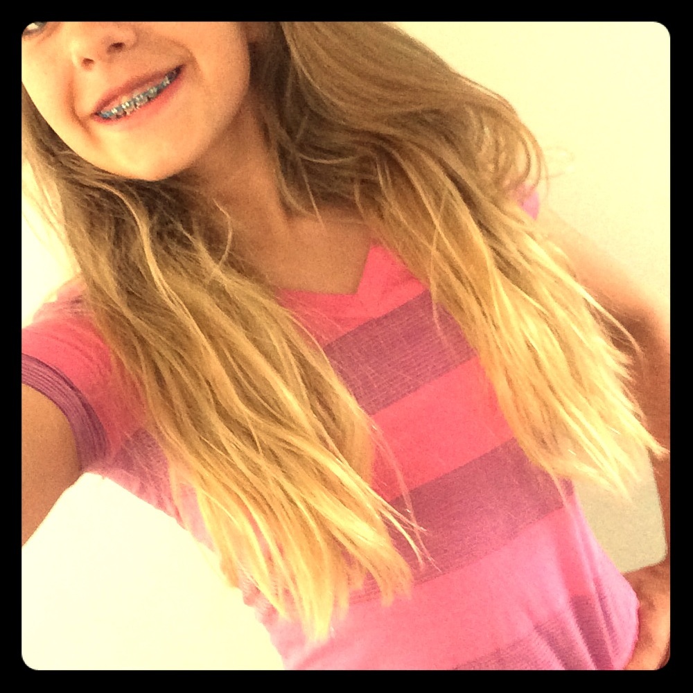 Mossimo pink v-neck with navy stripes