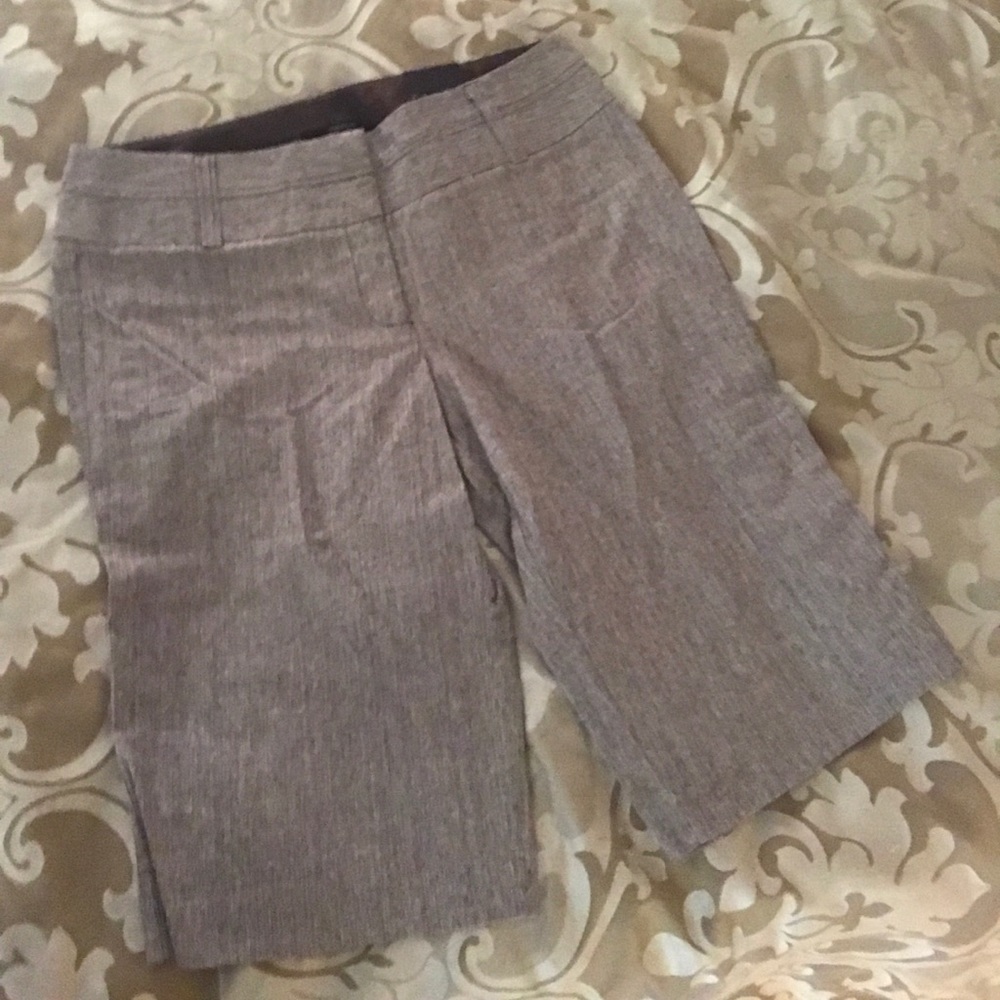 Capris - Picture 2 of 4