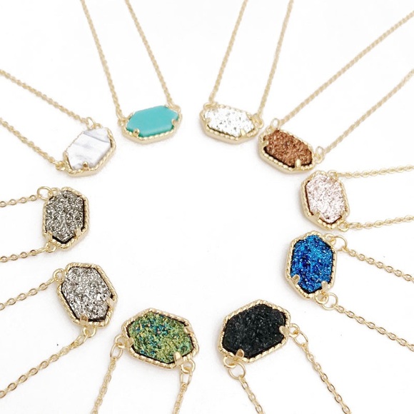 Drusy Dainty Pendant Necklace - Picture 4 of 6