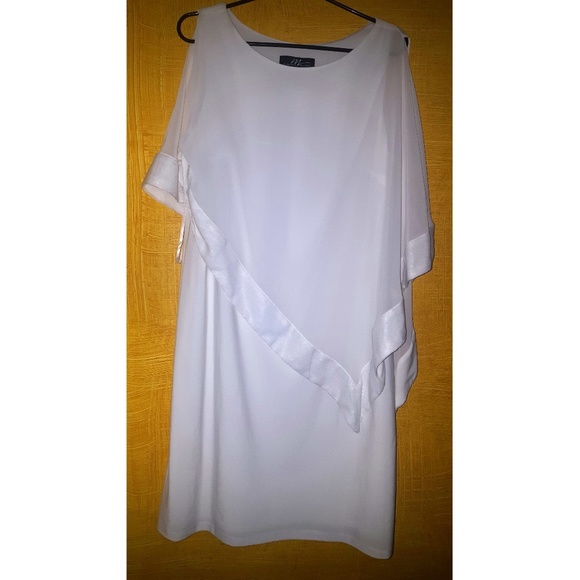 🆕 Mercedes sequin cape dress from midnight velvet - Picture 3 of 3