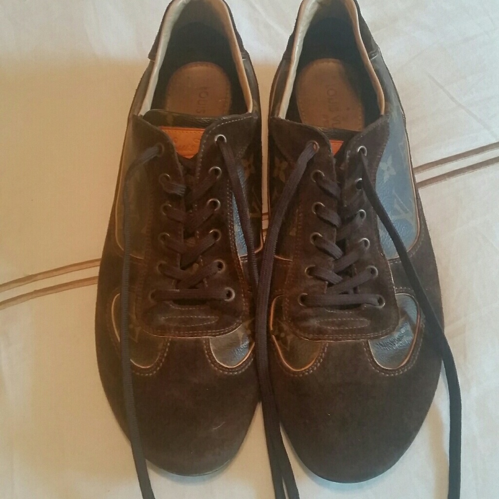 Authentic Louis vuitton energie men shoes