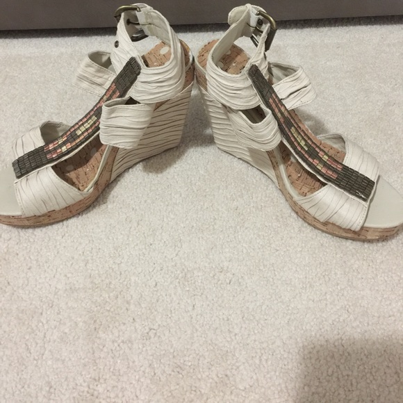 Tan Sandals - Picture 2 of 3