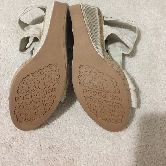 Tan Sandals - Picture 3 of 3