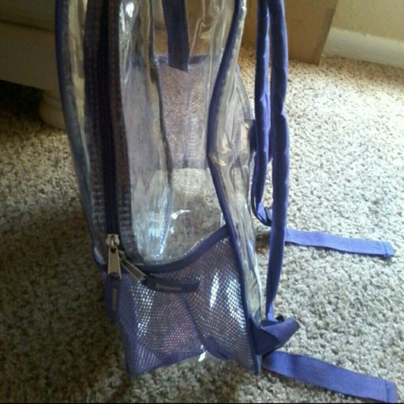 Backpack - Picture 3 of 4