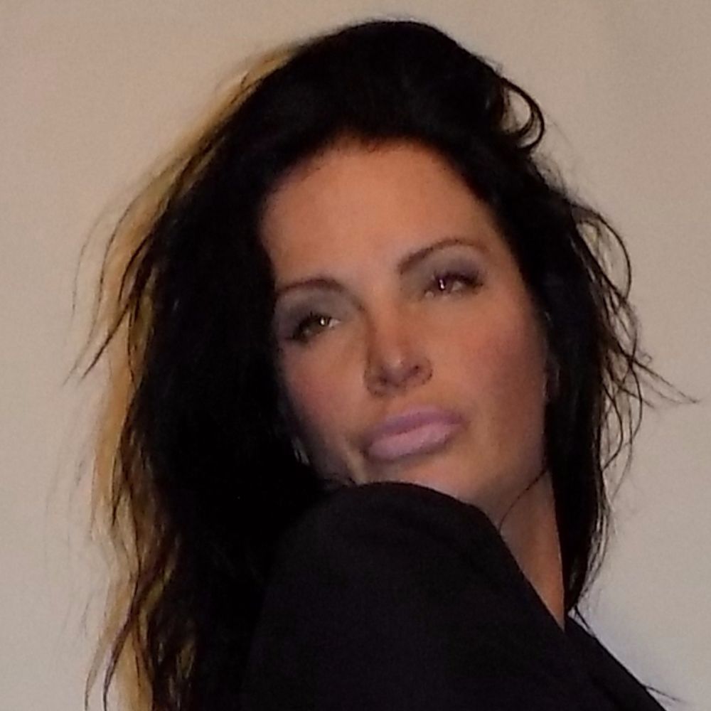 Meet your Posher, Briana