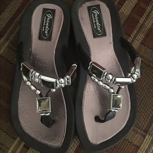 Women's sandals