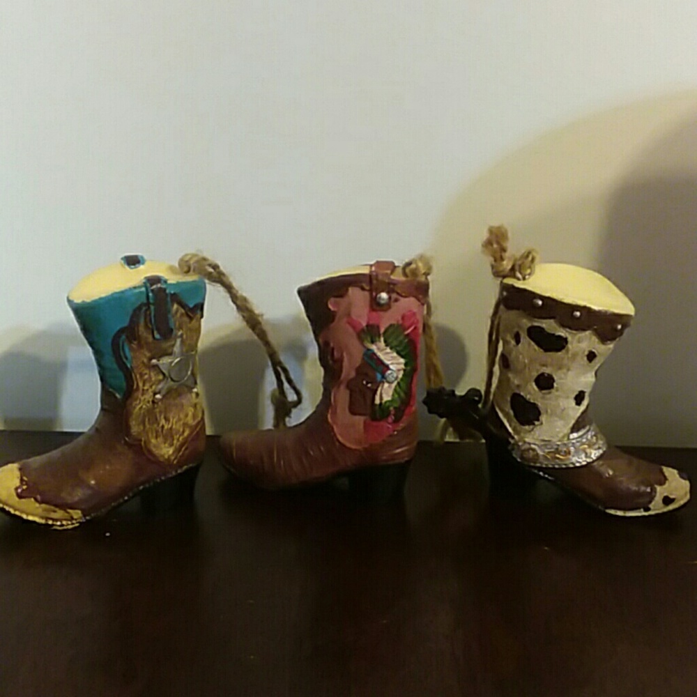 Boot ornaments