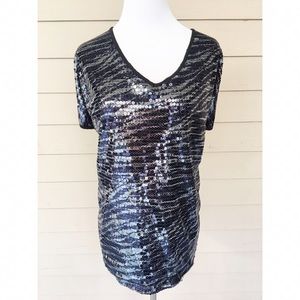 Short Dolman Sleeved Sequin Top with Back Keyhole