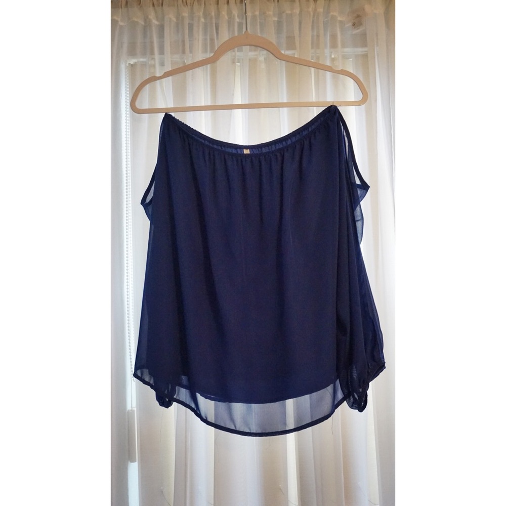 BRAND NEW!Off The Shoulder Top- Miami ALX Boutique