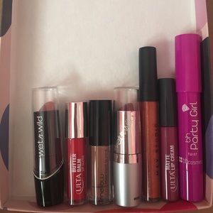 LIP BUNDLE