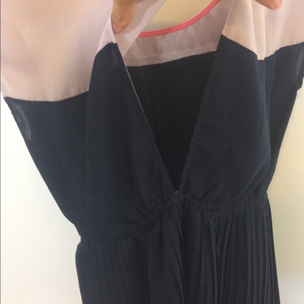 Spring dress - Picture 4 of 4