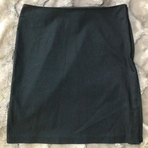 Sisley pinstripe black skirt top and bottom zipper