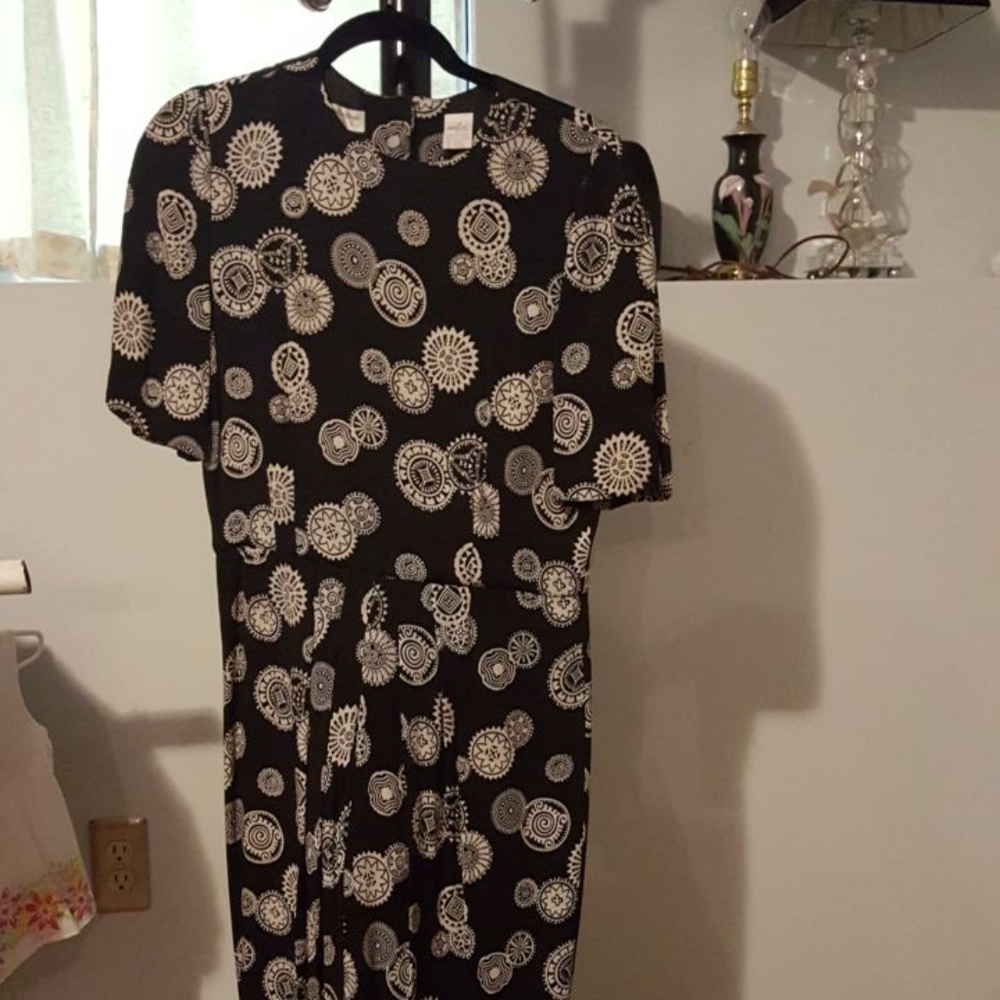 Liz Claiborne Size 8 Dress