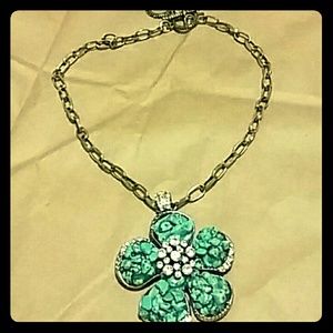 Silver & Turqiouse Flower necklace
