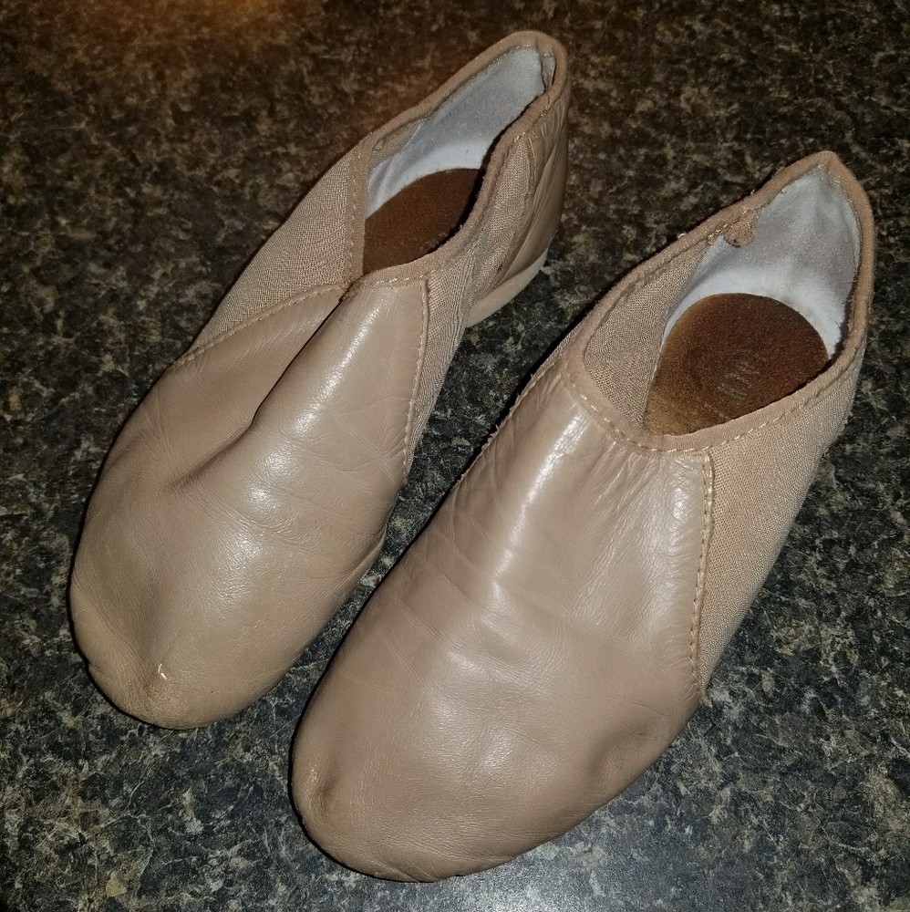 Bloch tan jazz shoes
