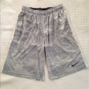 Men's Medium Nike Shorts