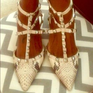 BCBG snake skin heels