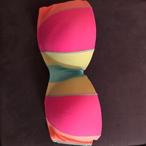 Victoria Secret Colorblock 34DD swimsuit top