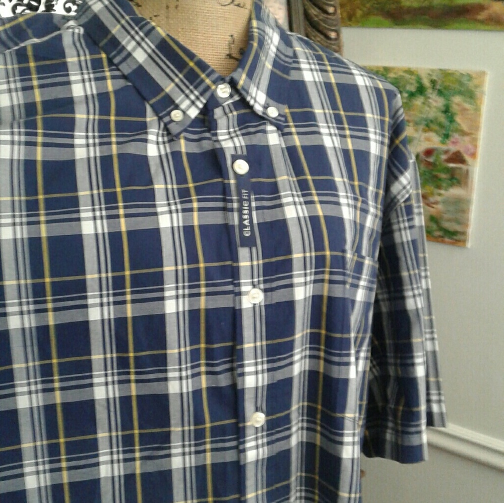 New with out tags Mens shirt