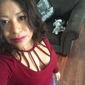 Meet your Posher, Julia