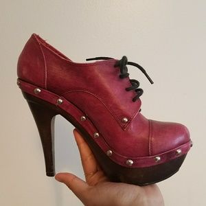 Ox blood studded Pumps