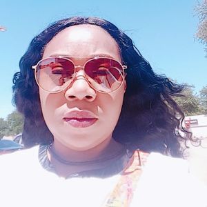 Meet your Posher, Janet