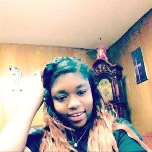 Meet your Posher, Lakiah