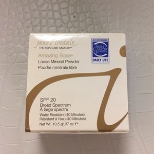 Jane Iredale Amazing Base Mineral Powder- Bisque