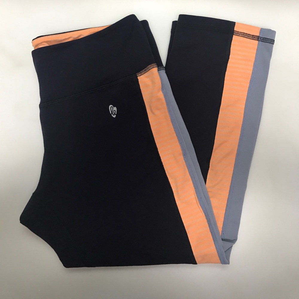 Ellie Capri Leggings