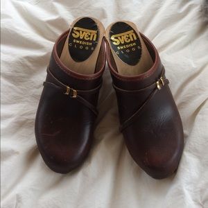 Sven Wooden High Heel Leather Clogs