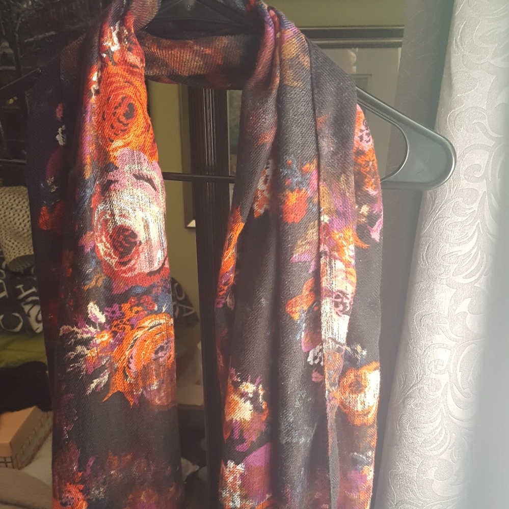 Super soft Fall Colors 🍁 Scarf