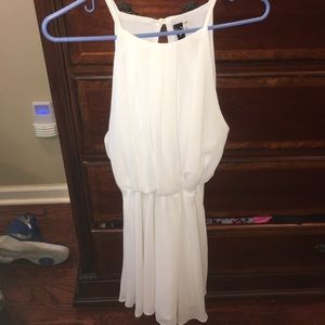 White casual dress from Windsor. Never worn.