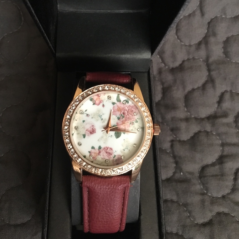 Jessica Carlisle roses watch