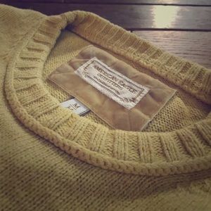 American Eagle Outfitters // sweater