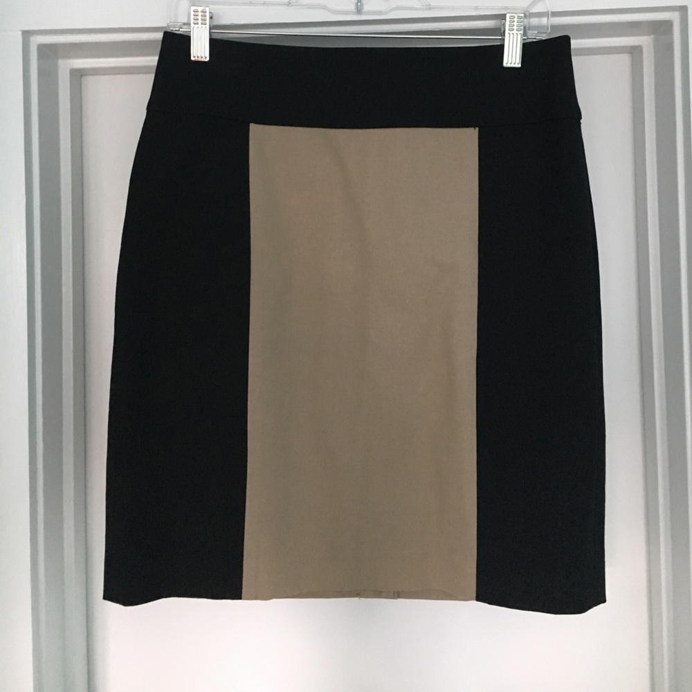 Banana Republic skirt- never been worn!